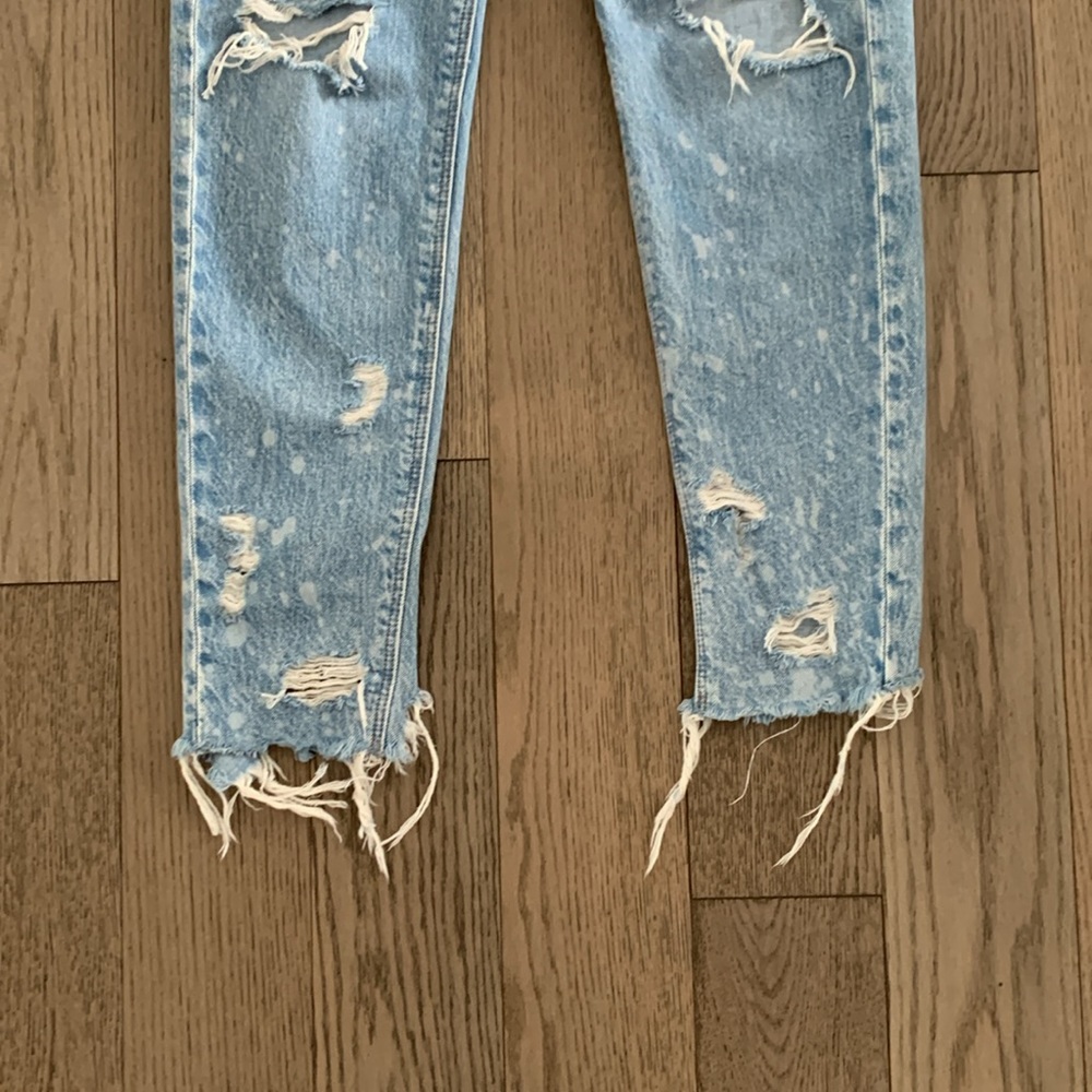 American Eagle Ripped Mom Jean - Picture 4 of 11